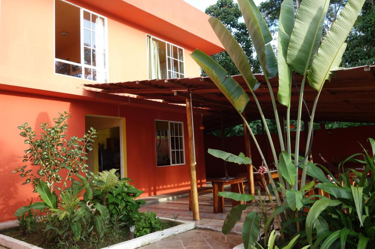 Hostal Tena Naui Exterior foto