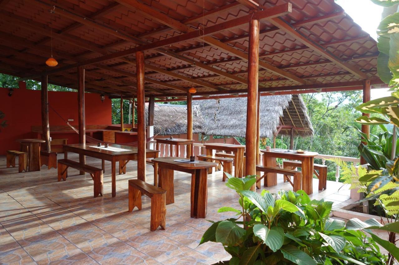 Hostal Tena Naui Exterior foto